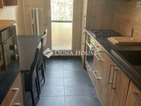 Eladó panellakás, Pécsett 57 M Ft, 2 szobás