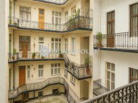 Eladó téglalakás, VI. kerületben 112 M Ft, 2+1 szobás