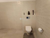 Eladó családi ház, Pomázon 199.5 M Ft, 6 szobás