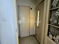 Eladó családi ház, Pécsett 13.9 M Ft, 1 szobás