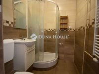 Eladó téglalakás, Komlón 28.9 M Ft, 2 szobás