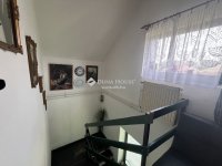 Eladó családi ház, Szombathelyen 114.99 M Ft, 9 szobás