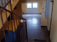 Eladó panellakás, Kecskeméten 47.4 M Ft, 2 szobás