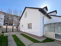 Eladó családi ház, Nyíregyházán 79 M Ft, 8 szobás