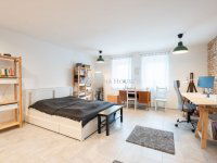 Eladó családi ház, Kecskéden 159 M Ft, 6 szobás