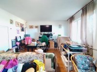 Eladó családi ház, Ajkán 49.9 M Ft, 4 szobás