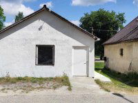 Eladó üzlethelyiség