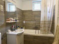 Eladó téglalakás, Monoron 56.9 M Ft, 2 szobás