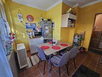 Eladó téglalakás, Kecskeméten 47 M Ft, 3 szobás