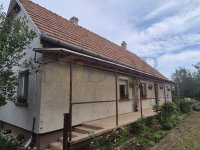 Eladó családi ház, Vecsésen 89.9 M Ft, 4 szobás