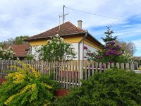 Eladó családi ház, Nyársapáton 29.5 M Ft, 2 szobás