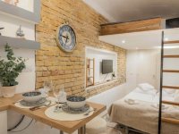 Kiadó téglalakás, albérlet, VI. kerületben, Andrássy úton