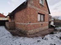 Eladó családi ház, Pápán 48.99 M Ft, 5 szobás