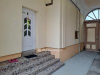 Eladó családi ház, Makón 89.9 M Ft, 6+1 szobás