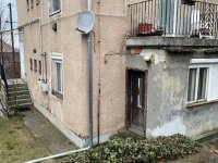 Eladó téglalakás, Ajkán 12 M Ft, 1+2 szobás
