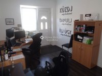 Eladó ikerház, Székesfehérvárott 119.5 M Ft, 4 szobás