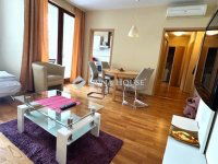 Eladó téglalakás, VI. kerületben 109.9 M Ft, 3 szobás