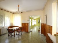 Eladó családi ház, Veszprémben 74 M Ft, 3 szobás