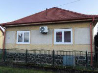 Eladó családi ház