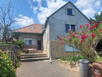 Eladó családi ház, Pécsett, Szabó István utcában 31.9 M Ft