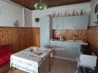 Eladó családi ház, Jászfényszarun 27.9 M Ft, 2+1 szobás