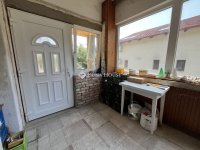 Eladó családi ház, Veszprémben 150 M Ft, 4 szobás