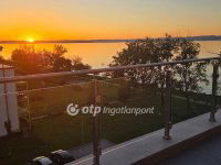 Eladó téglalakás, Siófokon 199.99 M Ft, 3 szobás