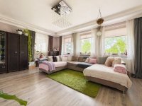 Eladó családi ház, Vonyarcvashegyen 155 M Ft, 7 szobás