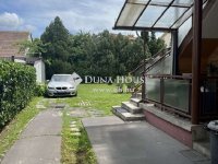 Eladó családi ház, XIV. kerületben 225 M Ft, 7 szobás