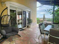 Eladó családi ház, Pécsett 199.9 M Ft, 6 szobás