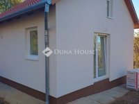 Eladó családi ház, Cserkúton 64.9 M Ft, 2 szobás