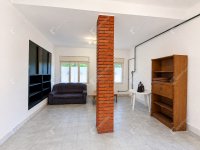 Eladó családi ház, Lajoskomáromban 54 M Ft, 3 szobás