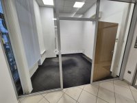 Kiadó üzlethelyiség, Tatabányán 1232 E Ft / hó