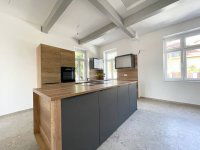 Eladó családi ház, Sopronban 255 M Ft, 6 szobás