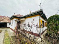 Eladó családi ház