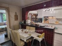 Eladó családi ház, Budakeszin 174.7 M Ft, 9 szobás