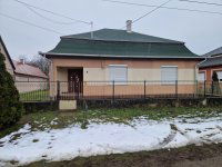 Eladó családi ház