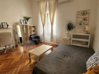 Kiadó téglalakás, albérlet, V. kerületben, Sas utcában