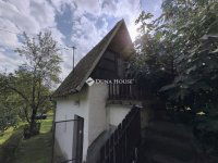 Eladó családi ház, Keszün 5.9 M Ft, 2 szobás