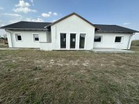 Eladó családi ház, Ráckevén 84.9 M Ft, 4 szobás
