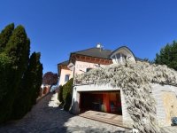 Eladó családi ház, Csömörön 274.9 M Ft, 7 szobás