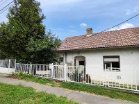 Eladó ikerház, Szekszárdon, Aranytó utcában 27.9 M Ft, 4 szobás