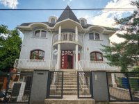 Eladó téglalakás, XVIII. kerületben 190 M Ft, 6 szobás