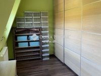 Eladó családi ház, II. kerületben 400.05 M Ft, 9 szobás