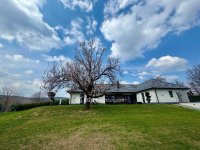 Eladó családi ház, Pécsett 149 M Ft, 4 szobás