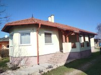 Eladó családi ház, Nagyalásonyon 51.5 M Ft