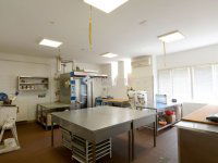 Eladó üzlethelyiség