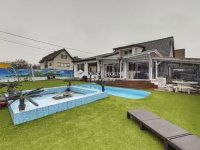 Eladó családi ház