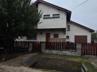 Eladó családi ház, Táton 135 M Ft, 5 szobás