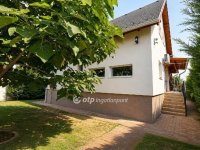 Eladó családi ház, Ráckevén 129.9 M Ft, 5 szobás